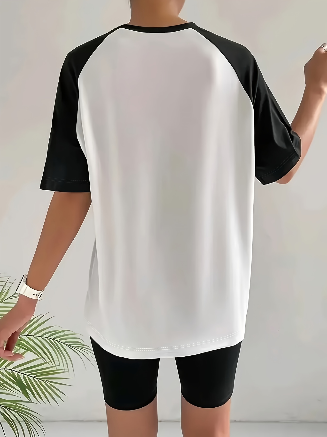 LONDON Graphic Print T-shirt S - Summer Clothing London 评论和价格