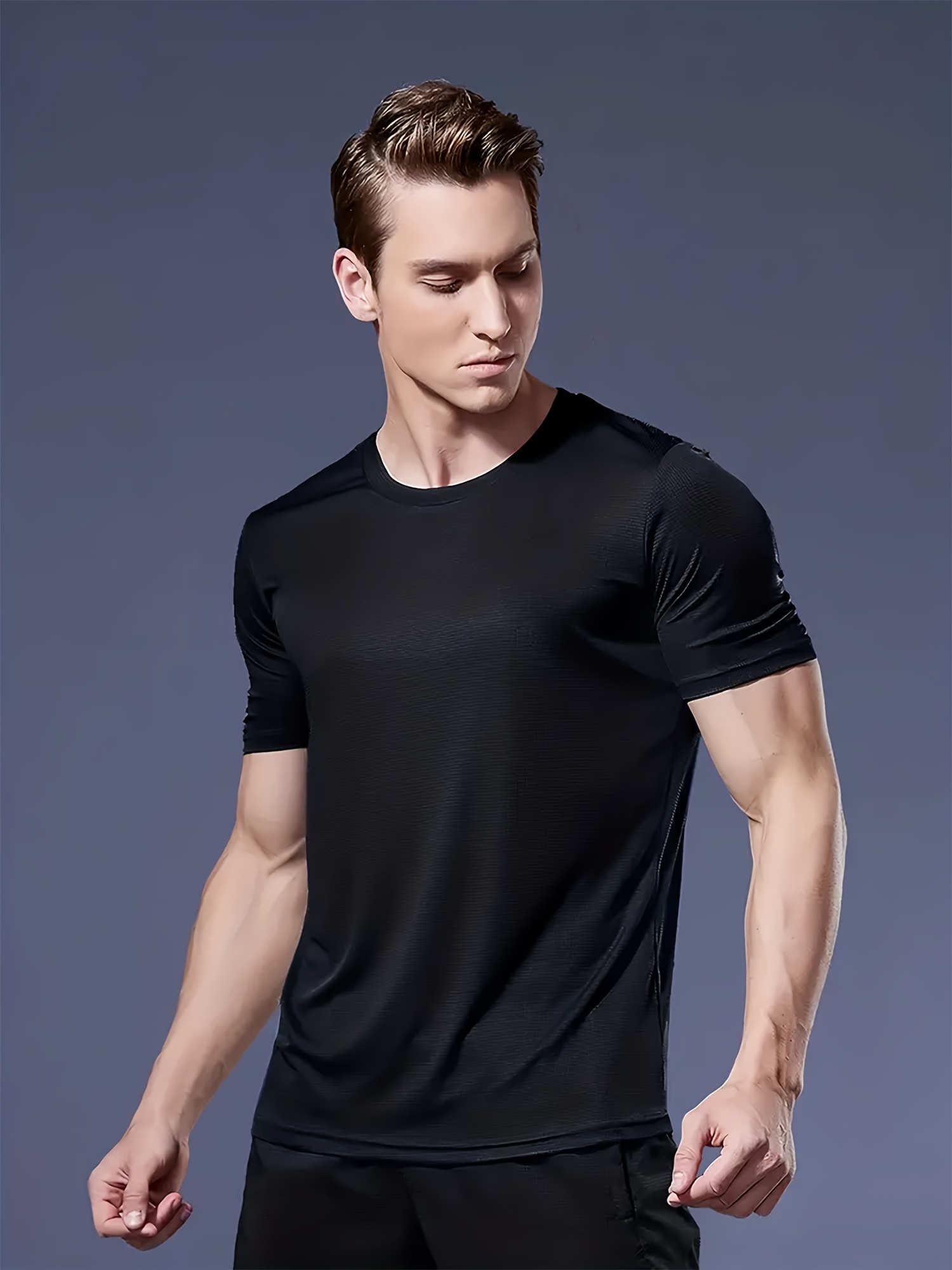 A Printed T-shirt with A Retro - Summer Clothing Must Haves 评论和价格